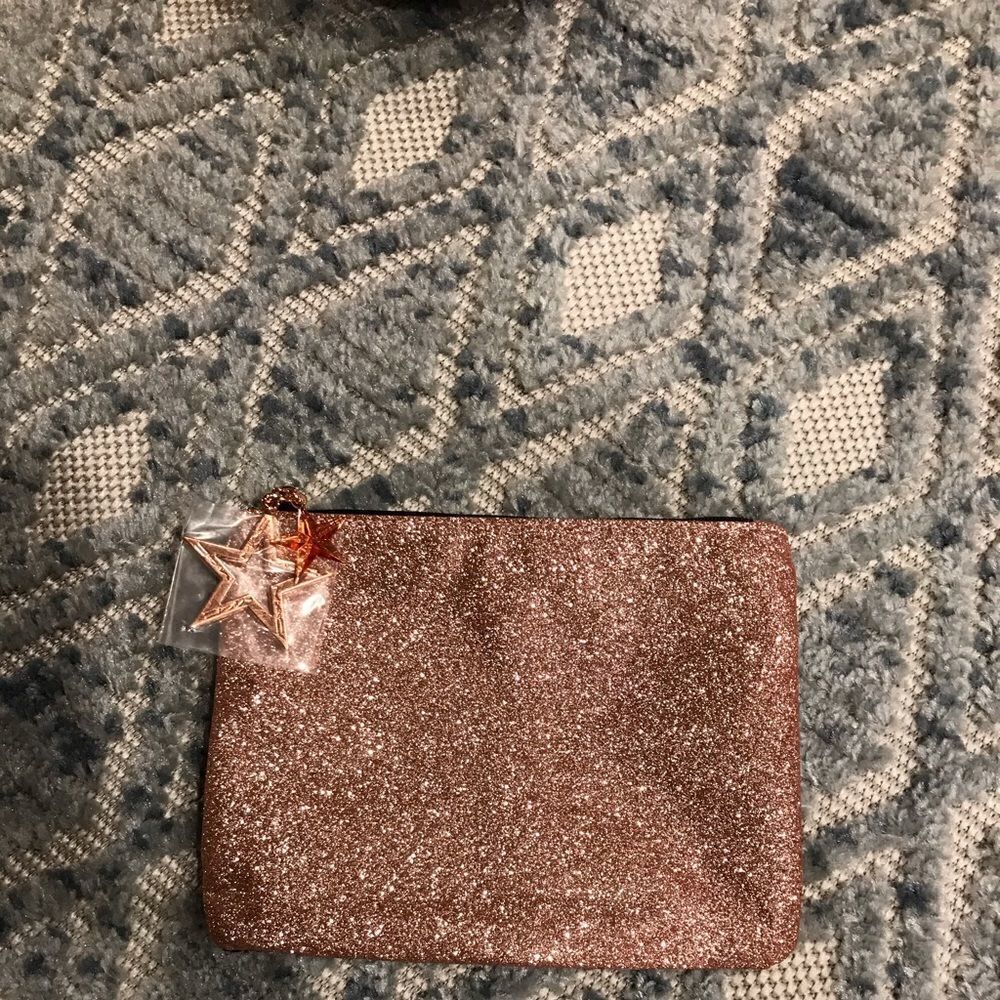 (New) MAC cosmetic bag 